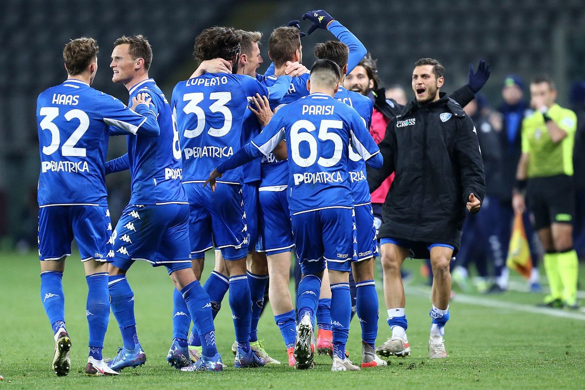 让每位成员 让每位成员